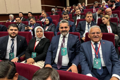 Başkan Büyükkılıç, Ak Parti Genişletilmiş İl Başkanları Toplantısı'na katıldı