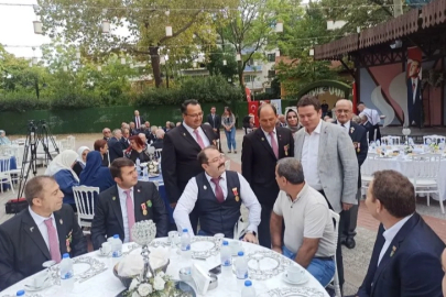 Bursa'da Başkan Aydın Gazilerle bir araya geldi